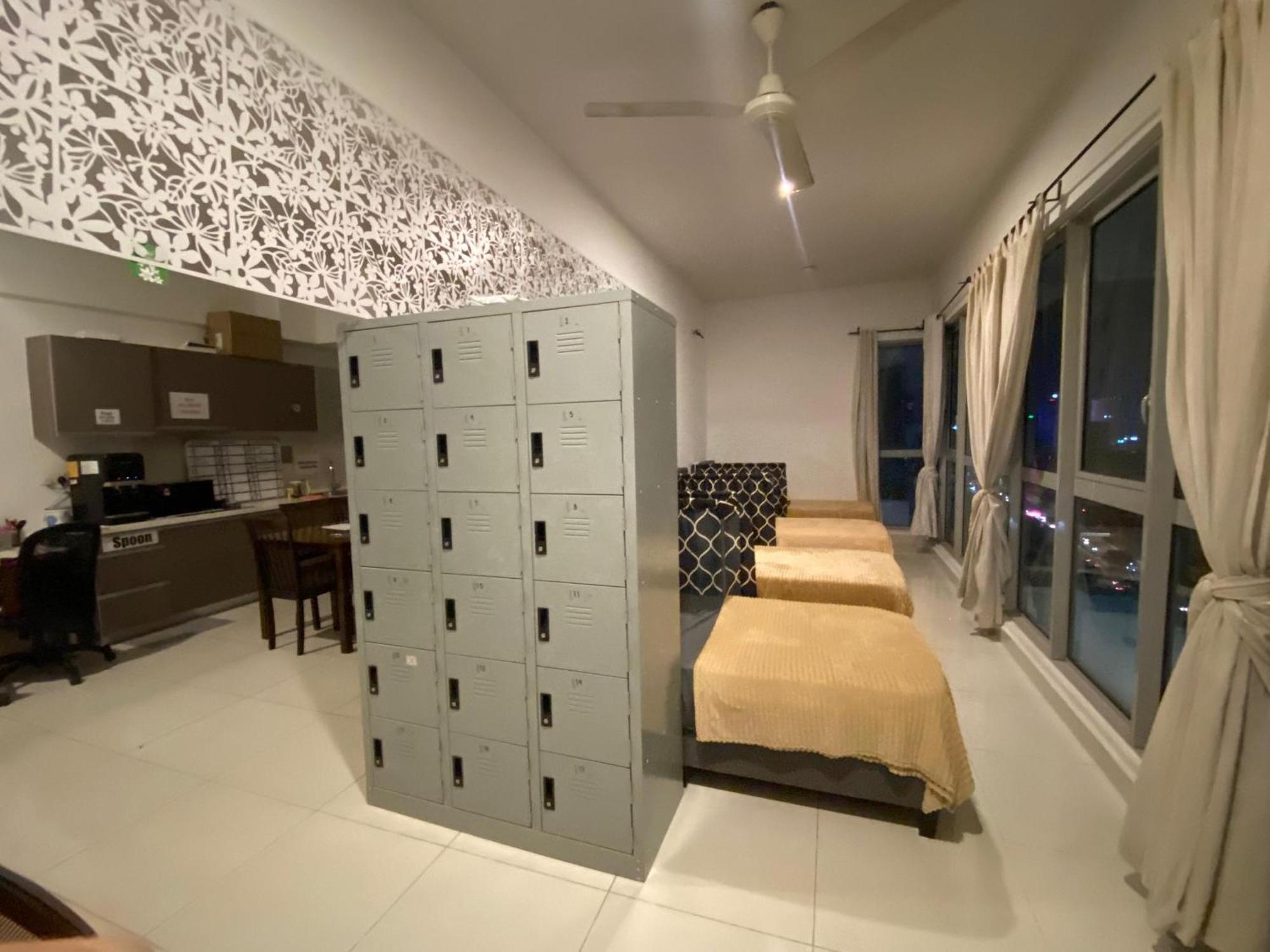Regalia Bestfriend Hostel Kuala Lumpur Exterior foto